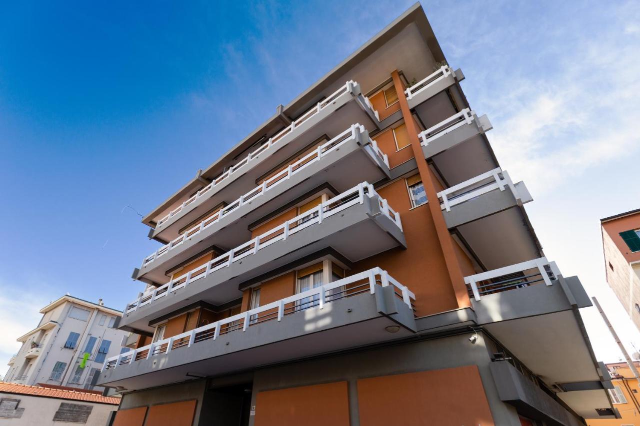 보르디게라 110 - Casa Sole Vista Mare, In Centro 100 Metri Spiaggia 아파트 외부 사진