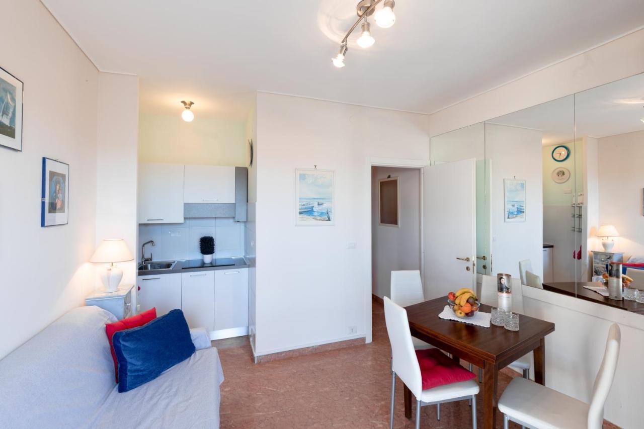 보르디게라 110 - Casa Sole Vista Mare, In Centro 100 Metri Spiaggia 아파트 외부 사진